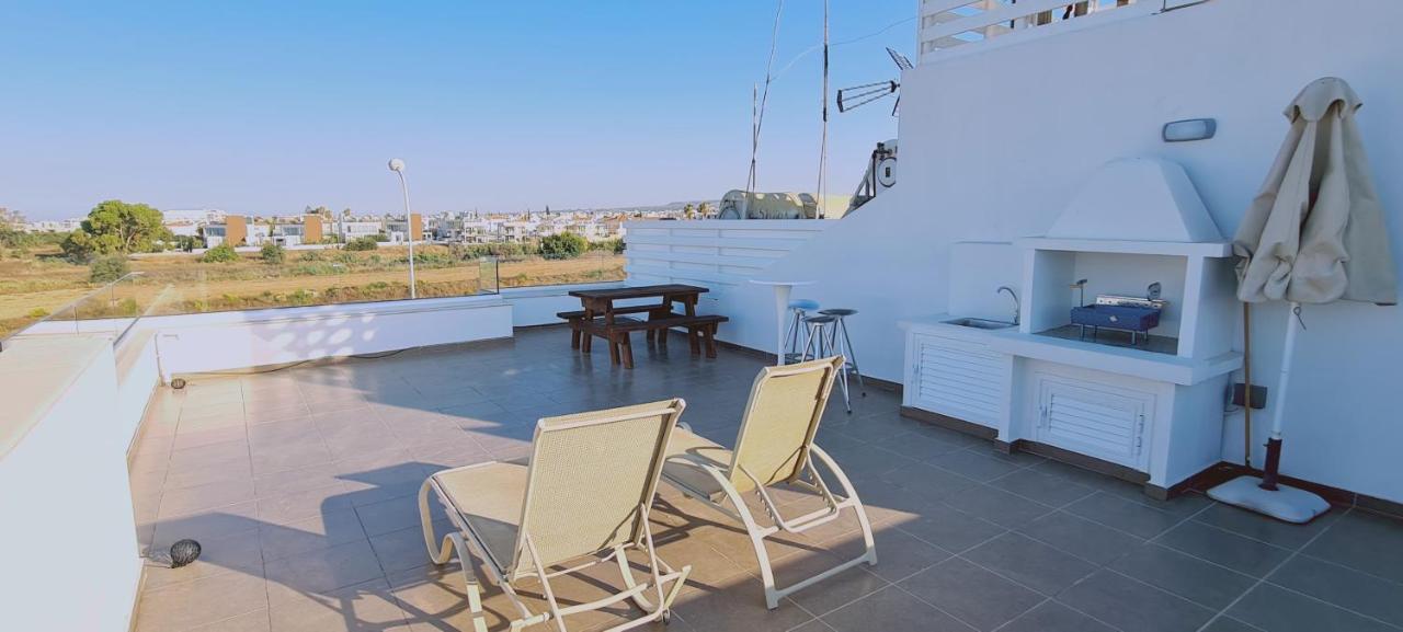 Stay Trinity Beach Apts Paralimni Exterior photo